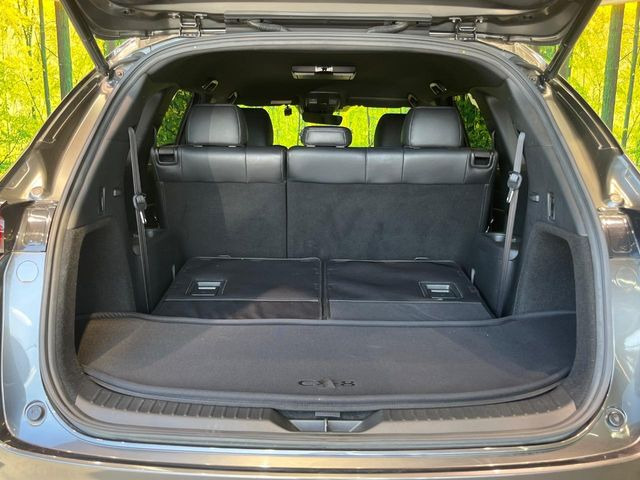 ドライバーによって運転しやすいポジションは異なり、あの車はどうなのか不安なこともありますよね。気になるお車は店頭で乗り込んでご確認いただけます♪