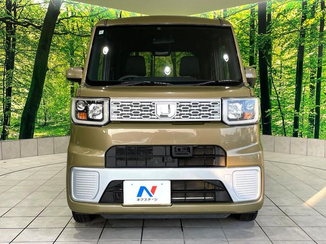 弊社では、全車『修復歴なし』のお車のみ取り扱っております。専任バイヤーによる厳選した仕入れの後、入庫後の車両チェックを行い、ネクステージが認定した高品質な中古車をご提供しております。