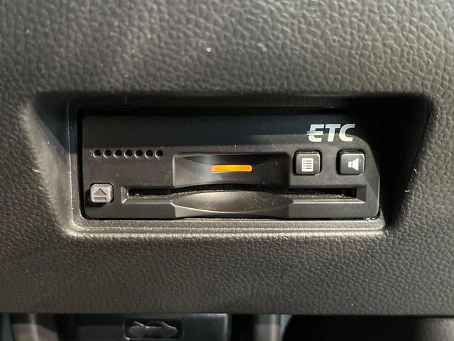 【ETC】高速道路の料金所をストレスなく通過!話題のスポットやサービスエリアに多い「スマートIC」利用時は必須のアイテムです。当店でセットアップを実施、ご納車当日からすぐにご利用いただけます!