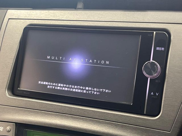【純正ナビ】人気の純正ナビを装備。オーディオ機能も充実しており、Bluetooth接続すればお持ちのスマホやMP3プレイヤーの音楽を再生可能!毎日の運転がさらに楽しくなります!!