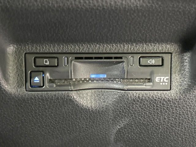 【ETC】高速道路の料金所をストレスなく通過!話題のスポットやサービスエリアに多い「スマートIC」利用時は必須のアイテムです。当店でセットアップを実施、ご納車当日からすぐにご利用いただけます!