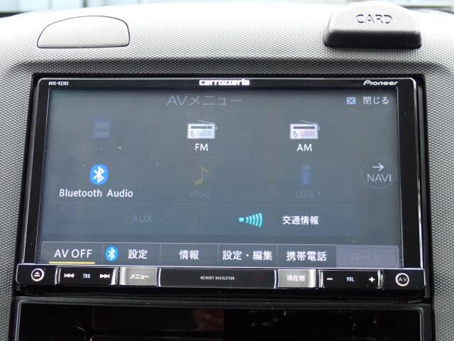 オーディオソースはご覧の通りです。Bluetoothを搭載しています。スマホと連動させると音楽等楽しむことが出来ます。
