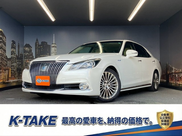 クラウンマジェスタ(トヨタ) 3.5 Fバージョン　(禁煙車)(ワンオーナー)(サンルーフ)(ベー 中古車画像