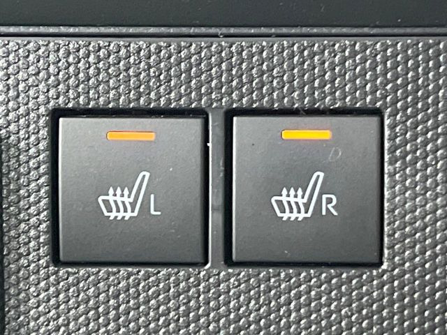 【シートヒーター】寒い日に重宝するシートヒーター!エアコンより早く温まってくれるので寒がりの人も安心ですね♪エアコンの温風は乾燥するから苦手、という方にもをおすすめです。