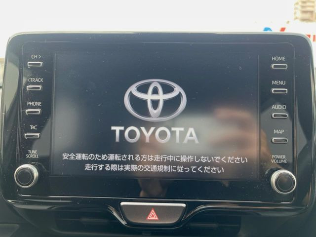【ナビ機能付きディスプレイオーディオ】ナビ機能搭載の他、お持ちのスマートフォンと連携して、ナビやbluetoothでの音楽再生が可能です♪デザインはもちろん操作性も良好!