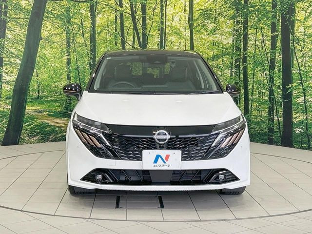 弊社では、全車『修復歴なし』のお車のみ取り扱っております。専任バイヤーによる厳選した仕入れの後、入庫後の車両チェックを行い、ネクステージが認定した高品質な中古車をご提供しております。