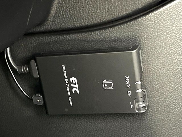 【ETC】高速道路の料金所をストレスなく通過!話題のスポットやサービスエリアに多い「スマートIC」利用時は必須のアイテムです。当店でセットアップを実施、ご納車当日からすぐにご利用いただけます!