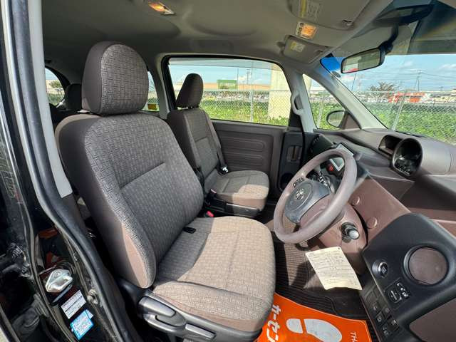 内装です☆納車前にクリーニングも実施致します☆