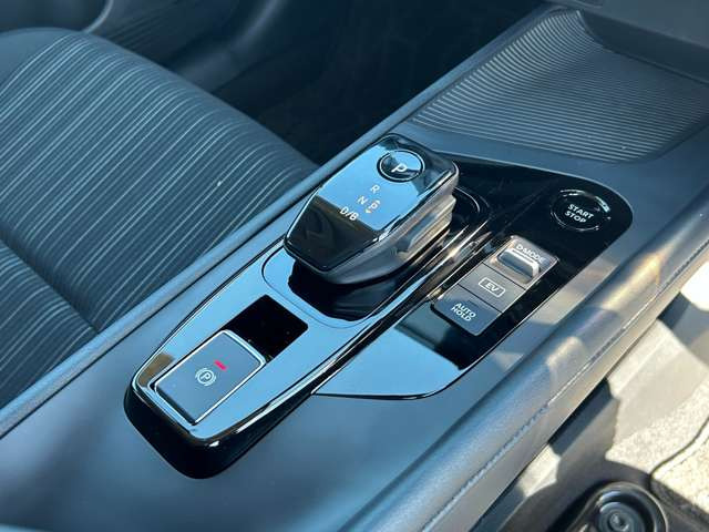 ☆最長120回までの長期ローンや据置型ローンなど各種オートローン取り扱っています☆お客様のライフプランにあったお支払いができます☆詳しくはスタッフまでお尋ねください☆