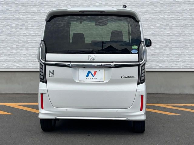 安心の最長10年・走行無制限保証(有償)をご用意。保証内容も充実はもちろん、無料点検&オイル交換や、年中無休の全国・24時間ロードサービスも付帯されておりますのでご安心下さい。