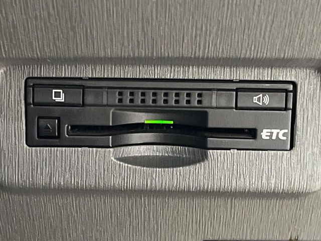 【ETC】高速道路の料金所をストレスなく通過!話題のスポットやサービスエリアに多い「スマートIC」利用時は必須のアイテムです。当店でセットアップを実施、ご納車当日からすぐにご利用いただけます!