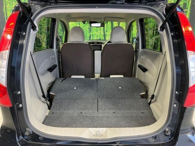 普段のお買い物や通勤、送迎等に十分な荷室スペースを確保しております。セカンドシートを倒すと、大きな荷物の積載も可能です♪