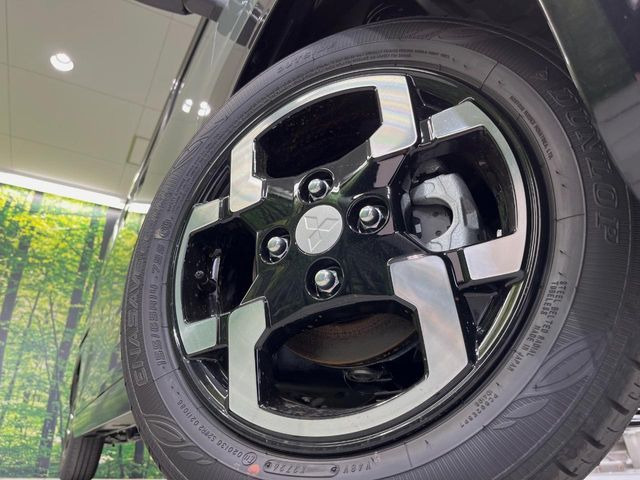 �y����14�C���`�A���~�z�C�[���z�O�ςɃ}�b�`���������A���~�z�C�[���𑕒����Ă���܂��B�e��ЊO�A���~�z�C�[����A�X�^�b�h���X�^�C�����戵�����Ă���܂��B���񂲑��k����������