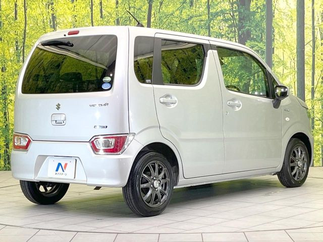 ☆全国のネクステージからお取り寄せが可能※!遠方の店舗に展示してあるクルマが気になる場合も、最寄りの店舗でご覧いただくことが可能です!是非私たちに要望をお聞かせください!※別途費用