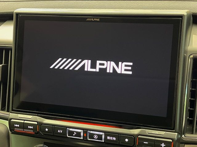 【BIG-X11インチナビ】人気の大画面BIG-Xナビを装備。専用設計で車内の雰囲気にマッチ!ナビ利用時のマップ表示は見やすく、テレビやDVDは臨場感がアップ!いつものドライブがグッと楽しくなります♪