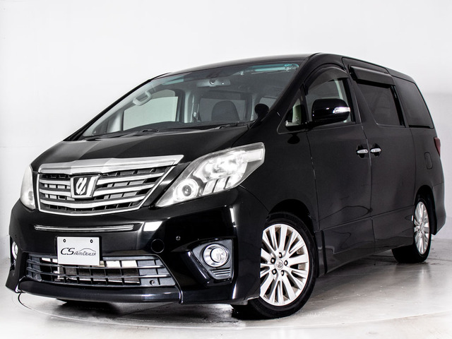 ★展示前点検実施★特殊な機材も用いて、前車点検を実施しております!