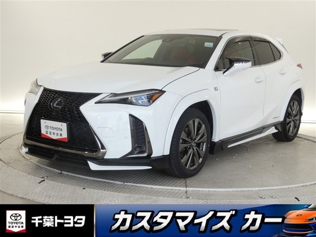 UX250h Fスポーツ 4WD