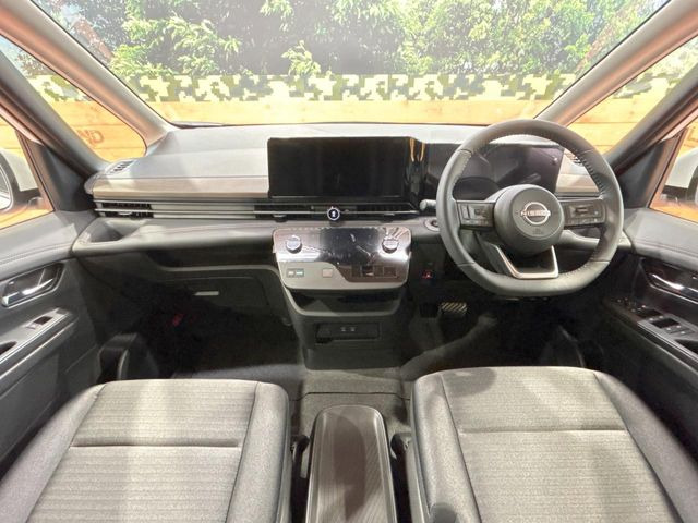 セレナ1.4 e-POWER ハイウェイスターV