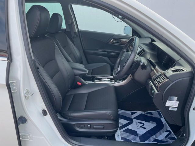 �y�p���[�V�[�g�z�X�C�b�`��ŊȒP�ɃV�[�g�̔��������\!�d��������͂�����܂���!���K�ȃV�[�g�|�W�V�����ɃZ�b�g���āA���K�ȃh���C�u�����y���݂��������B