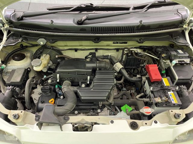 親切・丁寧な専門メカニックスタッフが応対!・車検・点検整備・事故等の修理などアフターサービスも安心。お車のカスタマイズもネクステージのサービススタッフまでご相談ください!