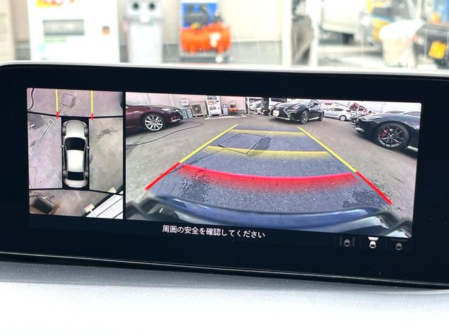 �y360&deg;�r���[���j�^�[�z��p�̃J�����ɂ��A�ォ�猩���낵���悤�Ȏ��_��360�x�N���}�̎��͂��m�F���邱�Ƃ��ł��܂������p�������m�F���₷���A�����ꏊ�ł̐؂�Ԃ��⒓�Ԃ��X���[�Y�ɍs���܂��B