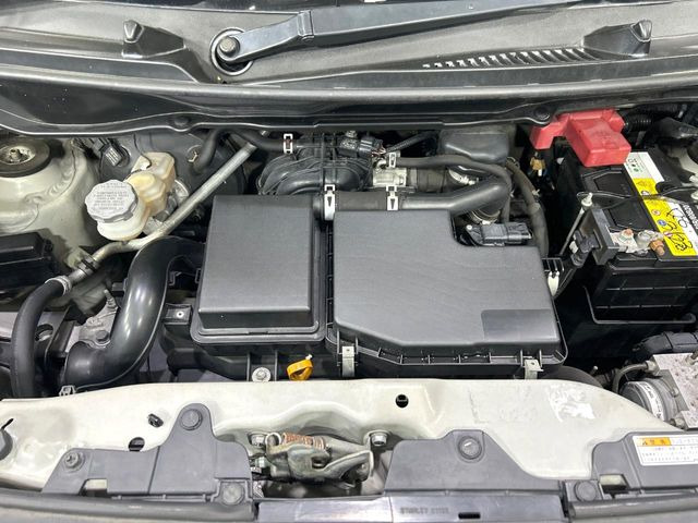 親切・丁寧な専門メカニックスタッフが応対!・車検・点検整備・事故等の修理などアフターサービスも安心。お車のカスタマイズもネクステージのサービススタッフまでご相談ください!