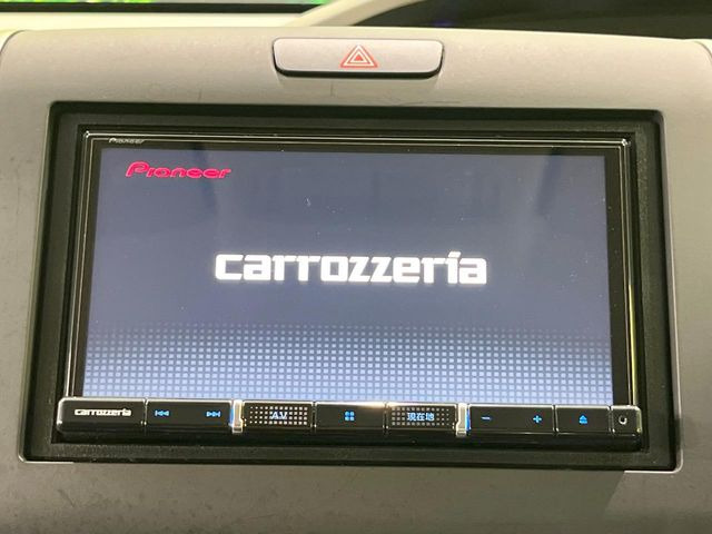 【ナビゲーション】使いやすいナビで目的地までしっかり案内してくれます。各種オーディオ再生機能も充実しており、お車の運転がさらに楽しくなります!!
