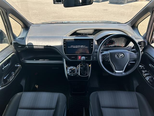ヴォクシー2.0 ZS 煌III