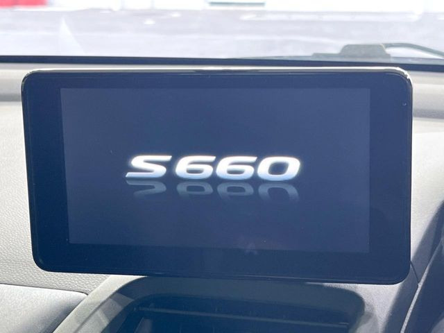 お好きな音楽を車内でお楽しみいただけます♪スピーカー交換・ウーハー追加などの音質向上や、最新ナビ・後席モニター等の取り付けも是非ご相談ください!