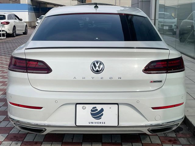●ご覧の通り綺麗な状態を維持しているお車ですが、小さなキズの状況や他の箇所のお写真もお送りできます。ご遠方の方でも安心してご検討いただける様、お客様のご希望に応じて出来る限りご対応させていただきます。