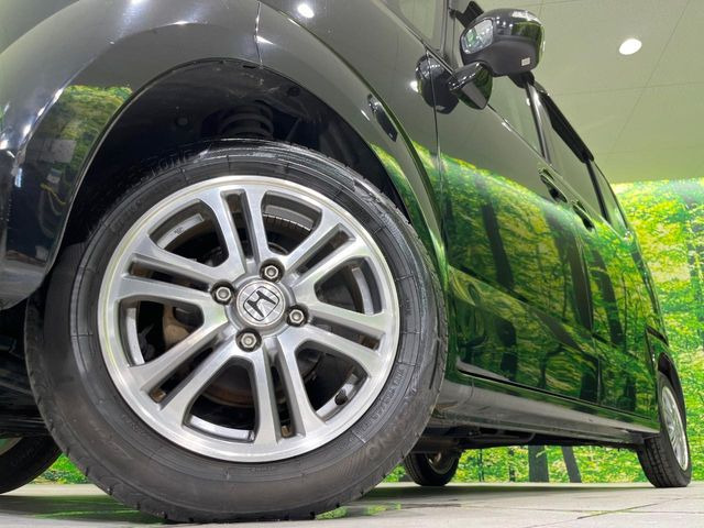 �y����14�C���`�A���~�z�C�[���z�O�ςɃ}�b�`���������A���~�z�C�[���𑕒����Ă���܂��B�e��ЊO�A���~�z�C�[����A�X�^�b�h���X�^�C�����戵�����Ă���܂��B���񂲑��k����������