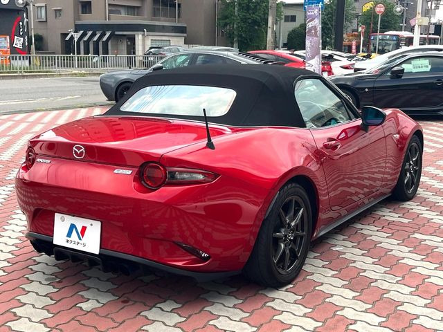 ☆全国のネクステージからお取り寄せが可能※!遠方の店舗に展示してあるクルマが気になる場合も、最寄りの店舗でご覧いただくことが可能です!是非私たちに要望をお聞かせください!※別途費用