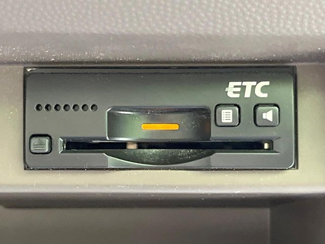 【ETC】高速道路の料金所をストレスなく通過!話題のスポットやサービスエリアに多い「スマートIC」利用時は必須のアイテムです。当店でセットアップを実施、ご納車当日からすぐにご利用いただけます!