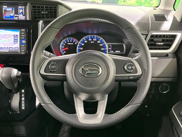【アダプティブクルーズコントロール】高速道路での長距離走行が楽に!!自動で速度を保つクルーズコントロールが、衝突軽減システムと連携し、前方の車両を感知して車間を保つように速度調節してくれます!!