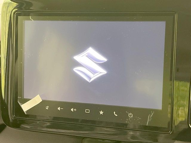 【純正ナビ】人気の純正ナビを装備。オーディオ機能も充実しており、Bluetooth接続すればお持ちのスマホやMP3プレイヤーの音楽を再生可能!毎日の運転がさらに楽しくなります!!