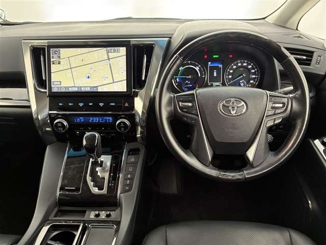 ヴェルファイアハイブリッド 2.5 ZR E-Four 4WD