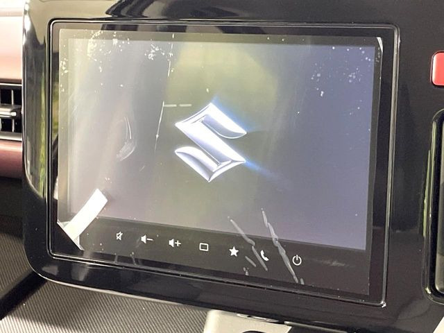 【純正9型ナビ】人気の純正ナビを装備。オーディオ機能も充実しており、Bluetooth接続すればお持ちのスマホやMP3プレイヤーの音楽を再生可能!毎日の運転がさらに楽しくなります!!