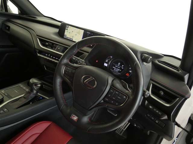 UX250h Fスポーツ 4WD