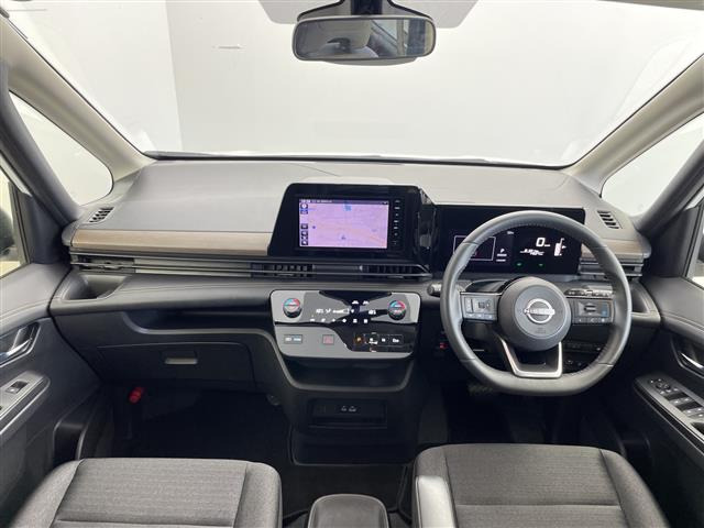 セレナ1.4 e-POWER ハイウェイスターV