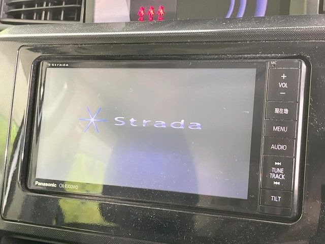 【ナビゲーション】使いやすいナビで目的地までしっかり案内してくれます。各種オーディオ再生機能も充実しており、お車の運転がさらに楽しくなります!!