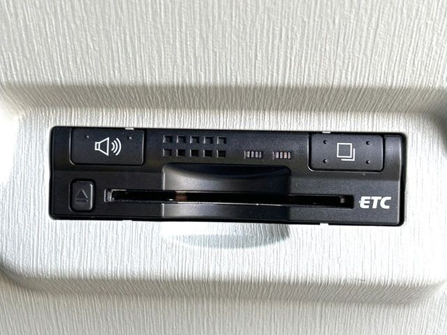 【ETC】高速道路の料金所をストレスなく通過!話題のスポットやサービスエリアに多い「スマートIC」利用時は必須のアイテムです。当店でセットアップを実施、ご納車当日からすぐにご利用いただけます!