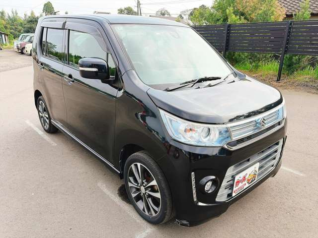 お客様のご予算帯に合わせたお車を常時100台以上取り揃えています!当社のスタッフがお客様のお車選びをしっかりサポートしご提案させていただきます!