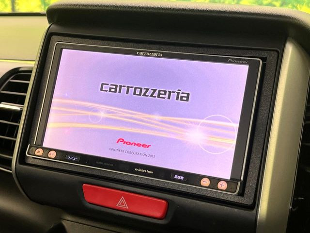 【ナビゲーション】目的地までしっかり案内してくれる使いやすいナビ。Bluetooth接続すればお持ちのスマホやMP3プレイヤーの音楽を再生可能!毎日の運転がさらに楽しくなります!!