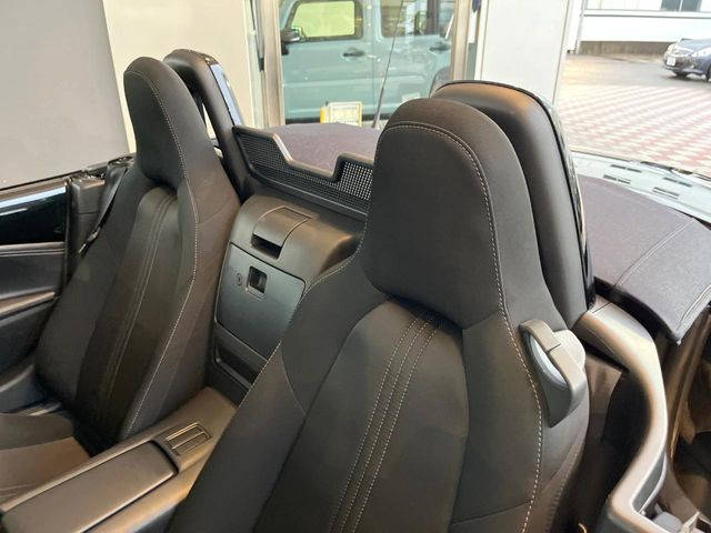 ドライバーによって運転しやすいポジションは異なり、あの車はどうなのか不安なこともありますよね。気になるお車は店頭で乗り込んでご確認いただけます♪