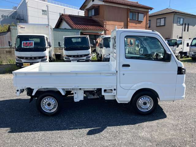 働くクルマの代名詞キャリイトラックのOEM車です!