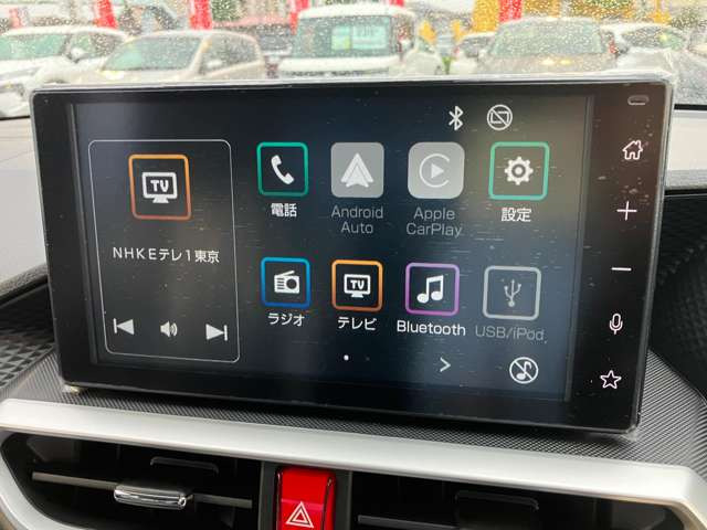 9インチスマホ連携ディスプレイオーディオ!フルセグテレビやラジオ、Bluetoothによる音楽鑑賞、HDMI接続による動画鑑賞、ハンズフリー通話など、これまでのカーナビに搭載されている機能の多くも利用できます