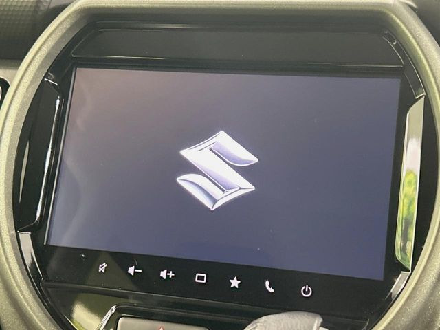 【純正9型ナビ】人気の純正ナビを装備。オーディオ機能も充実しており、Bluetooth接続すればお持ちのスマホやMP3プレイヤーの音楽を再生可能!毎日の運転がさらに楽しくなります!!