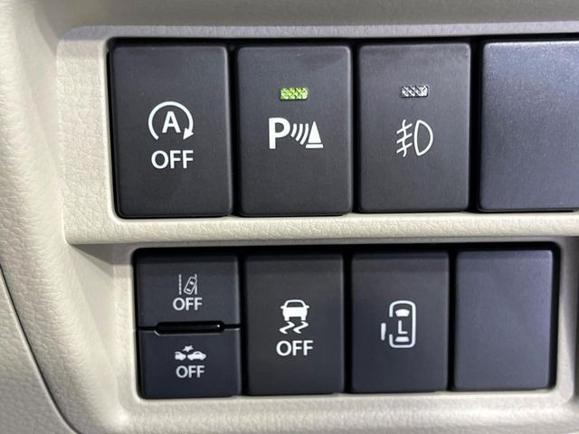 【パワースライドドア】スマートキーや運転席のスイッチでスライドドアの開閉が可能♪電動だから力を入れてドアを開ける必要が無く、小さいお子様でも、重い荷物を持っている時もラクに開け閉めできます♪