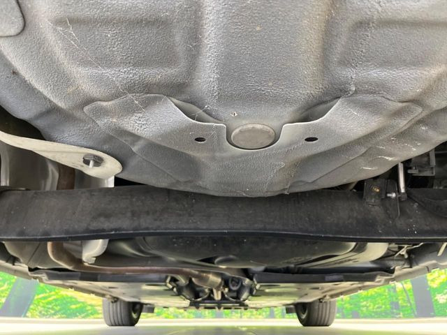 下回りがきれいなうちに、防錆加工の施工がオススメ。降雪地域はもちろん、沿岸部にお住いの方や、趣味でマリン・ウィンタースポーツをされる方にご好評いただいております。