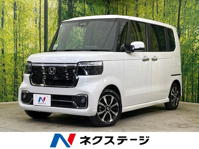 N-BOXカスタム(ホンダ) コーディネートスタイル モノトーン 中古車画像